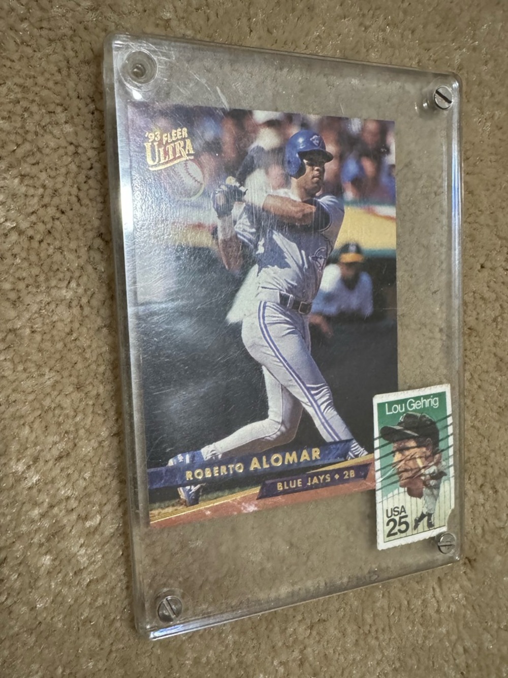 1993 Ultra #639 Roberto Alomar with Case and Lou Gehrig Stamp